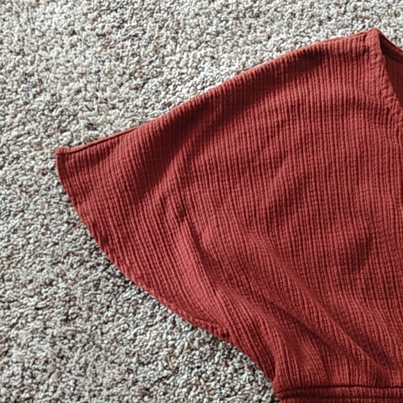 Burnt orange batwing shirt - Picture 4 of 4